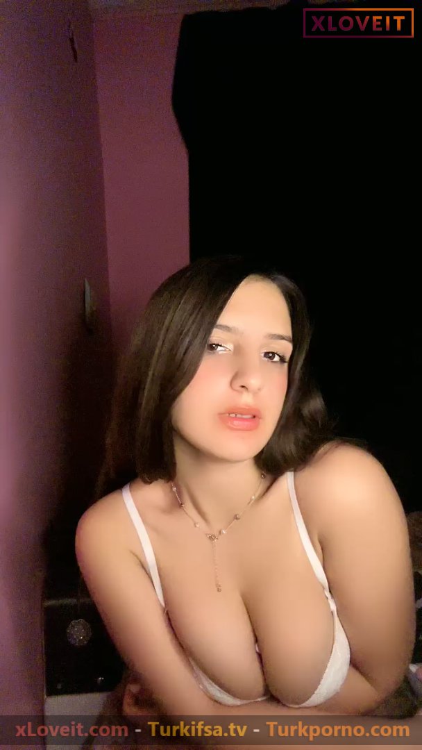 Tusem ifşa Sağlam fizikli hatundan uzun yayın videosu seyret